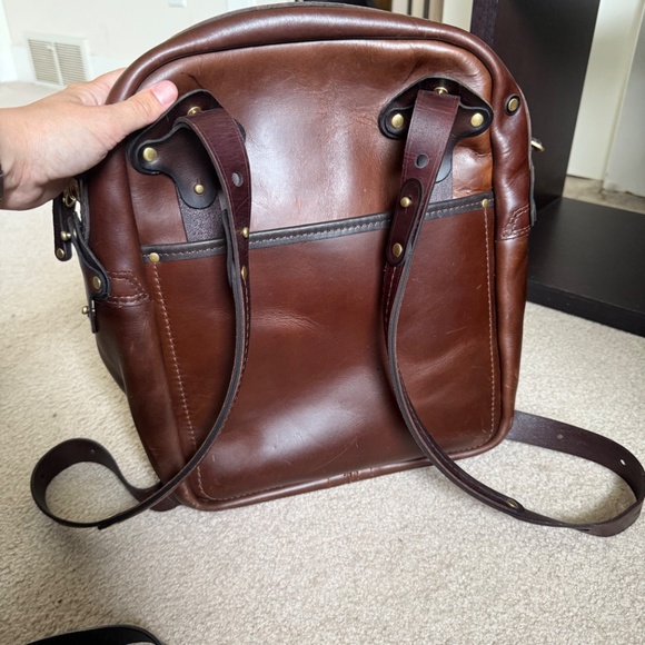 Leather company backpack - Picture 2 of 3